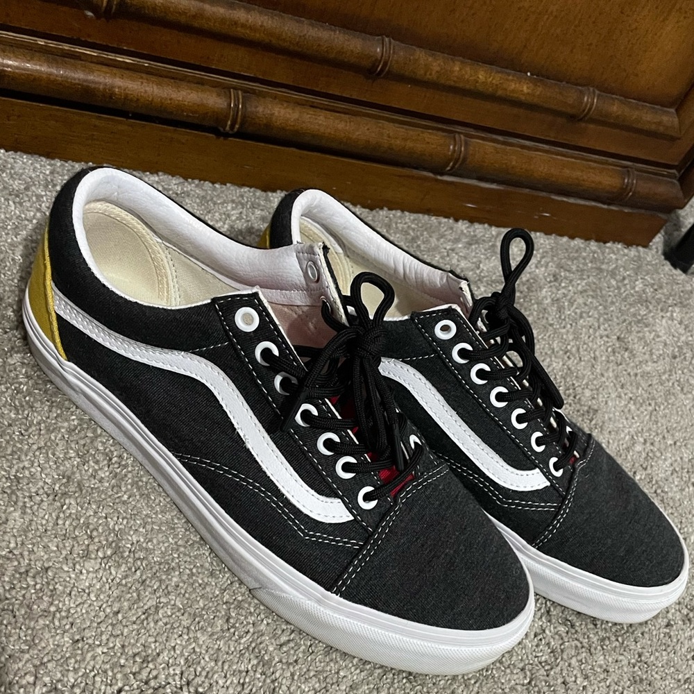 Old skool multicolored Vans - charcoal, red tongue, yellow back size 9.5
